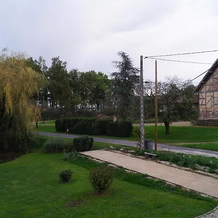 D'hotes Familiale La Jument Grise Lescheroux