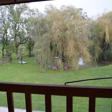 Bed & Breakfast D'hotes La Jument Grise *