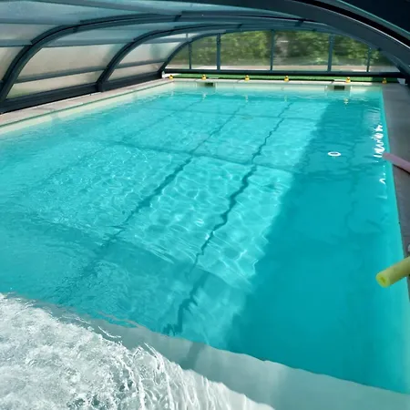 D'hotes Familiale La Jument Grise 3* Lescheroux